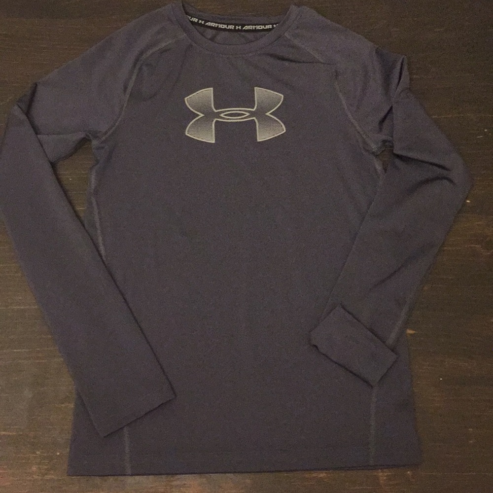 Boys Under Armour fitted  top - Youth Medium